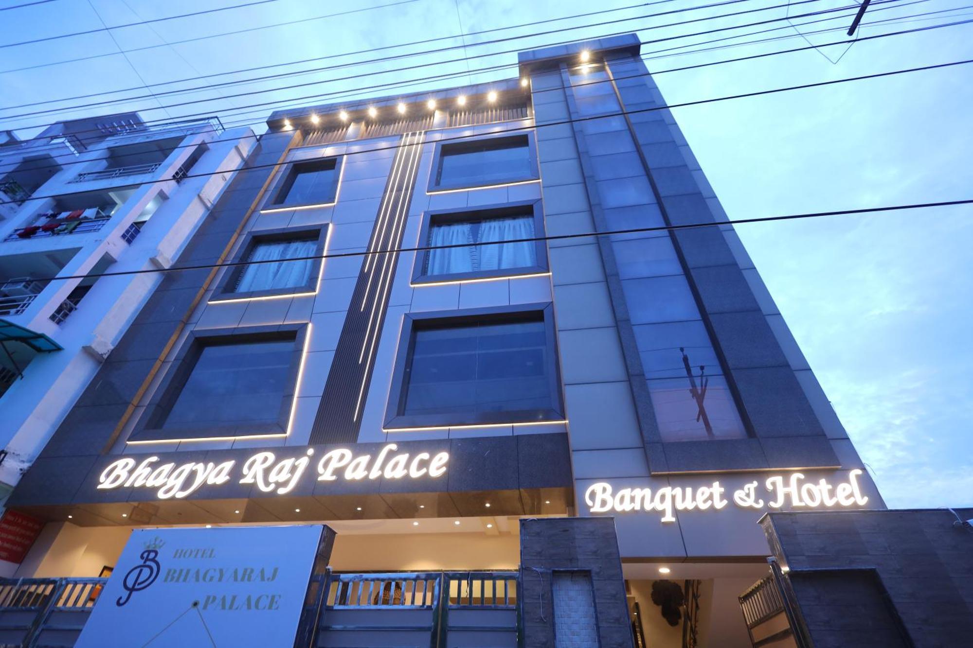 Hotel Bhagyaraj Palace A Luxury Hotel Keshavpuram Канпур Екстер'єр фото