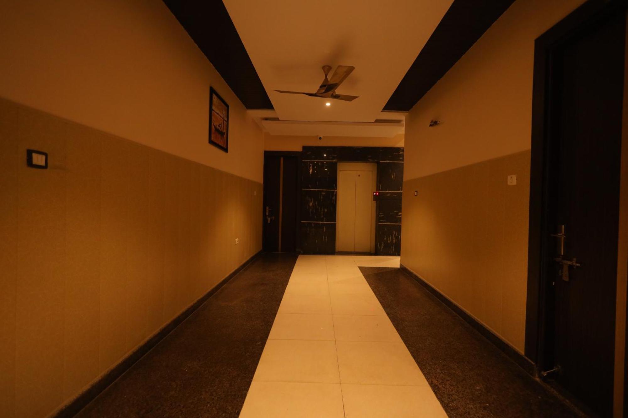 Hotel Bhagyaraj Palace A Luxury Hotel Keshavpuram Канпур Екстер'єр фото
